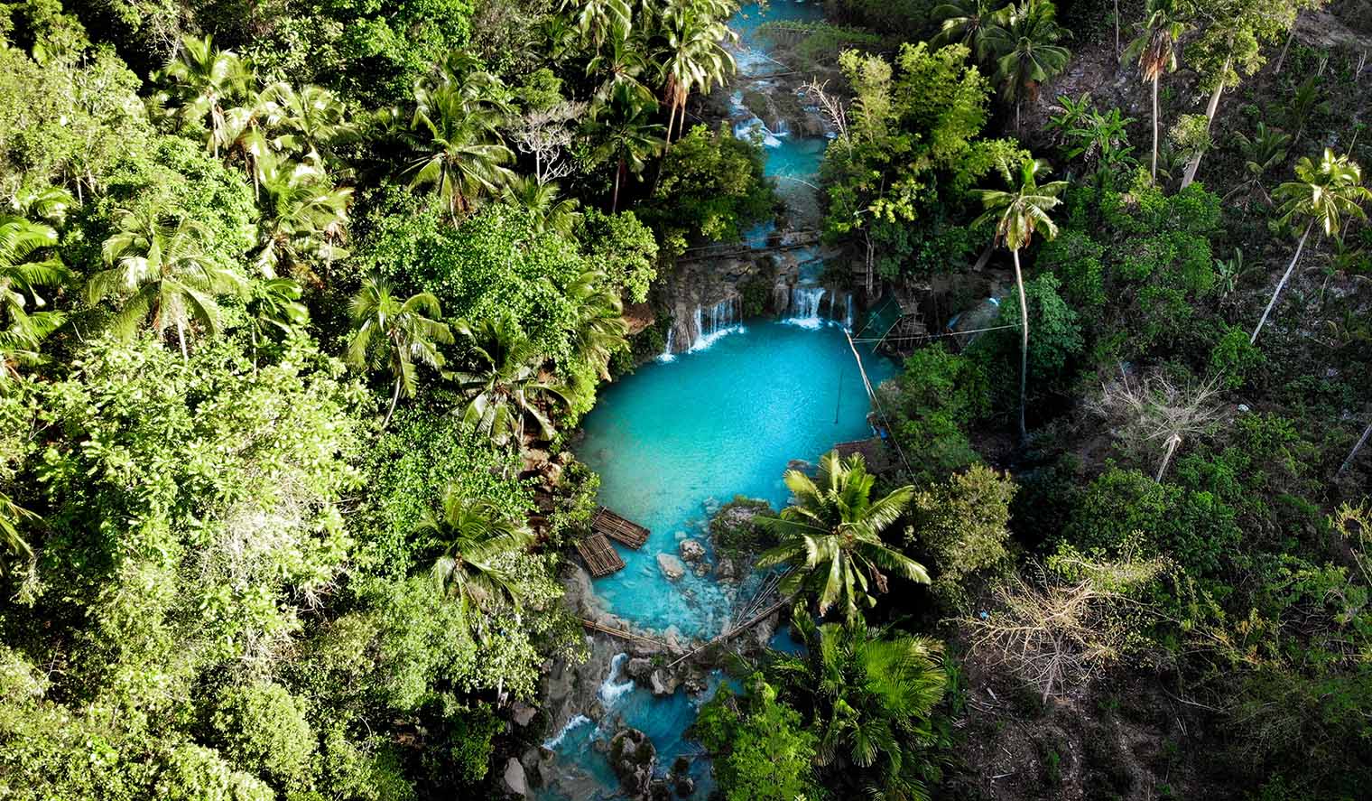 Siquijor Wasserfall Sicht von Oben auf Philippinen Reisen